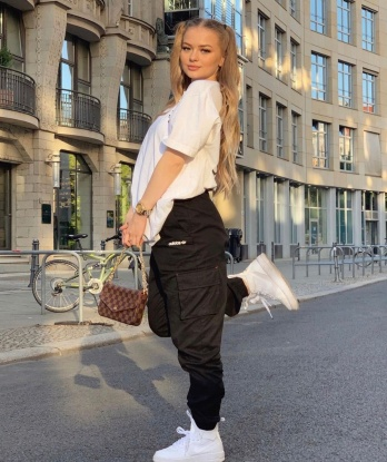 Анкета проститутки Петра - город Усть-Уса, 23 года, №12527